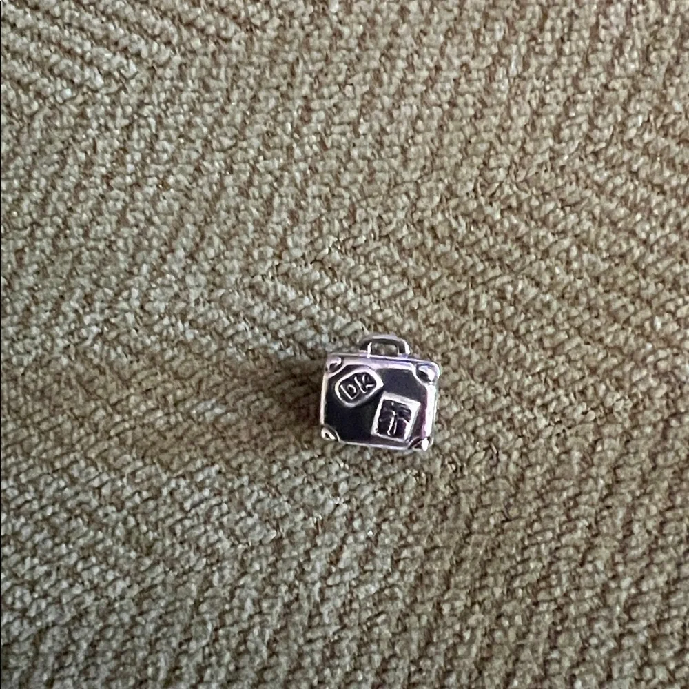 Pandora suitcase Silver Charm with Engraving - Picture 2 of 3